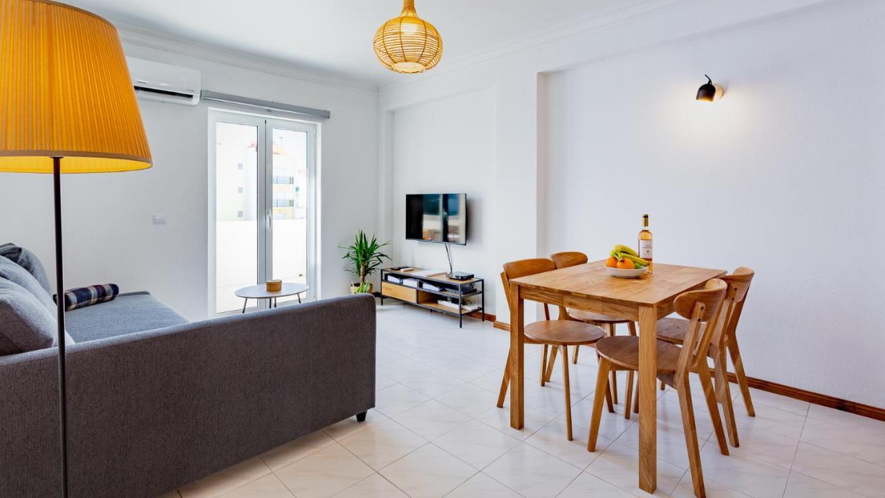 Bright 1Bdr Apartment W/Balcony By Lovelystay วีลาเรอัลเดซานโตอันโตนิโอ ภายนอก รูปภาพ