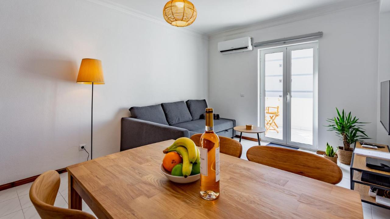 Bright 1Bdr Apartment W/Balcony By Lovelystay วีลาเรอัลเดซานโตอันโตนิโอ ภายนอก รูปภาพ
